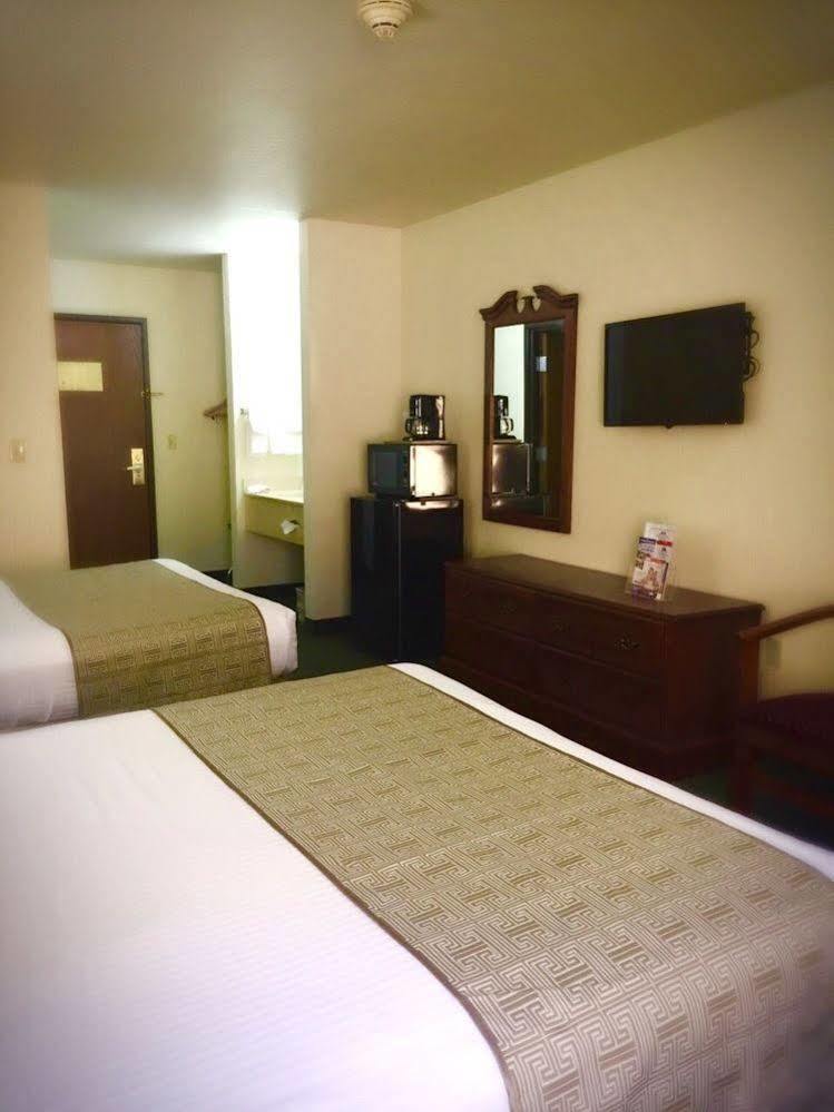 Star City Inn & Suites Exterior photo