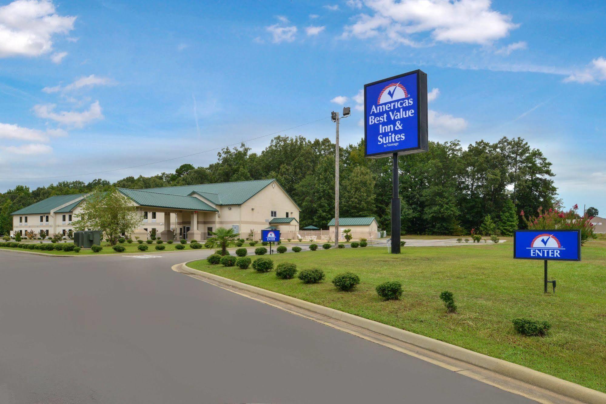 Star City Inn & Suites Exterior photo
